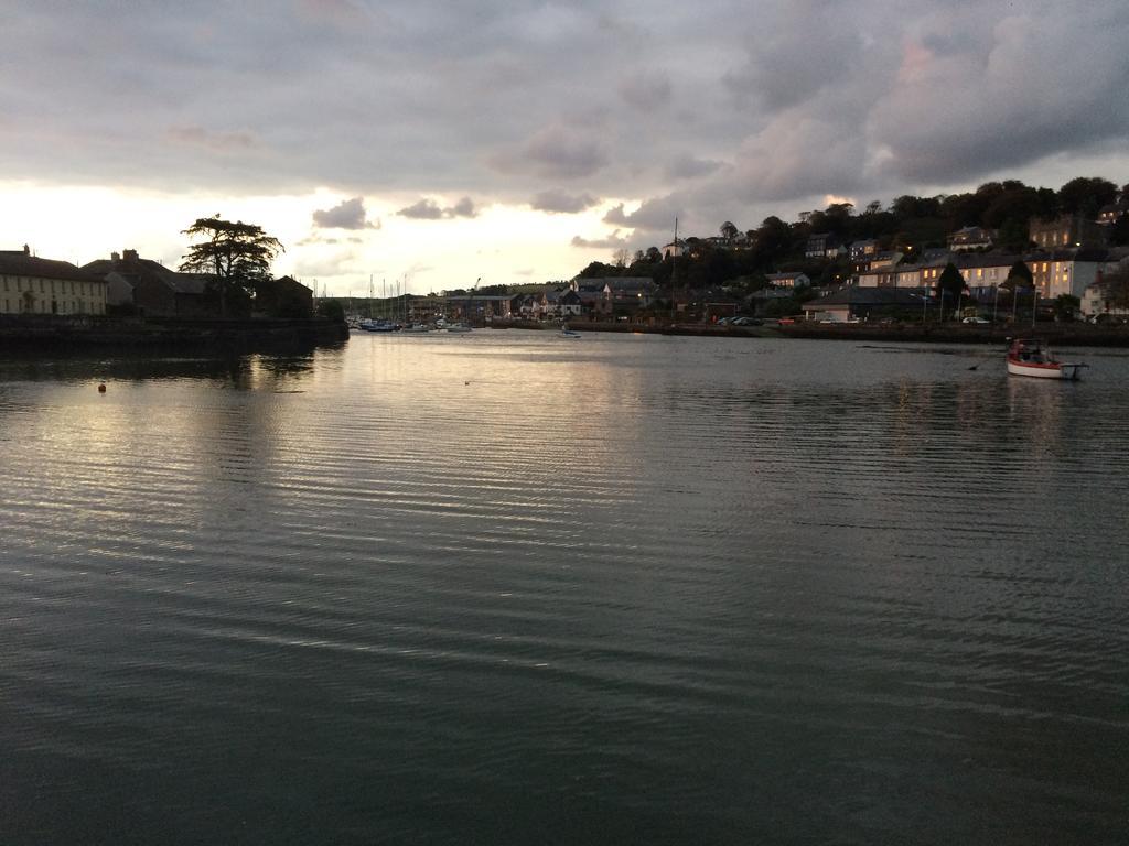 Kinsale Villa ภายนอก รูปภาพ