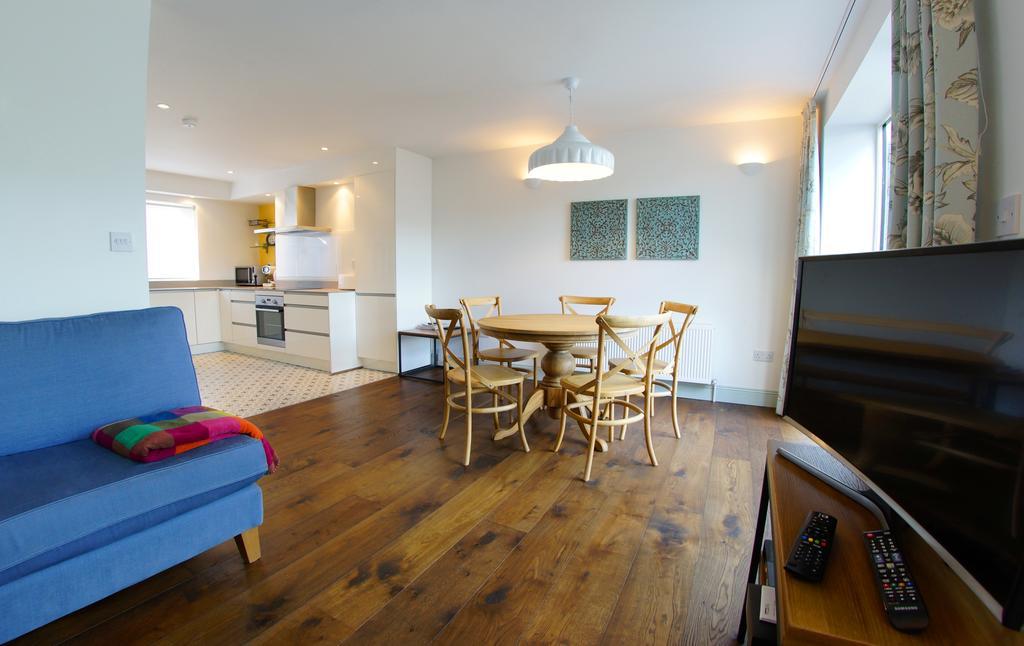 Kinsale Villa ภายนอก รูปภาพ